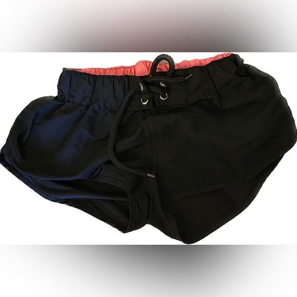 Black and pink athletic shorts size small - Picture 1 of 2